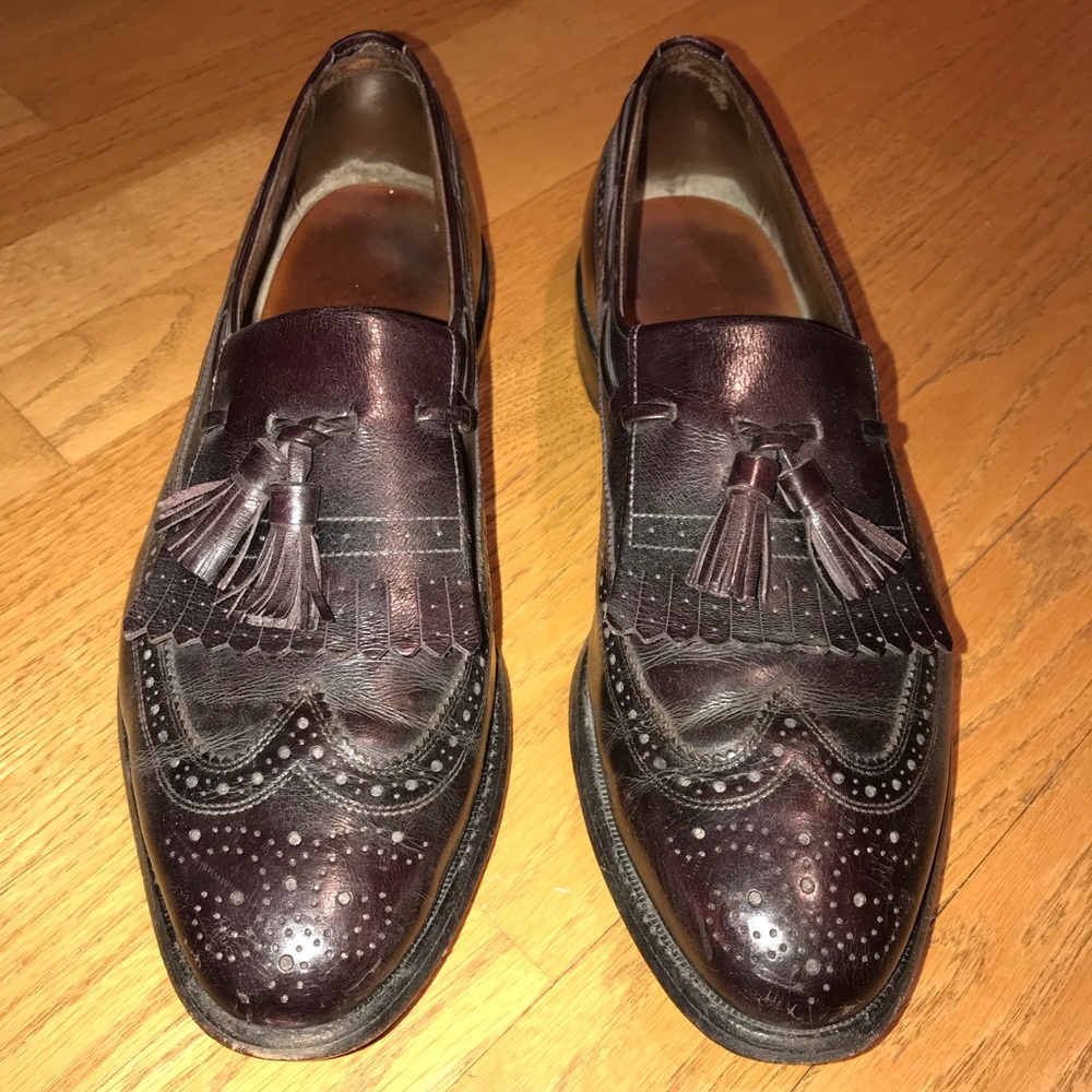 Allen Edmonds Oxblood Wingtip Loafers - 10.5 D